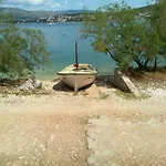 Bella * Τρογκίρ